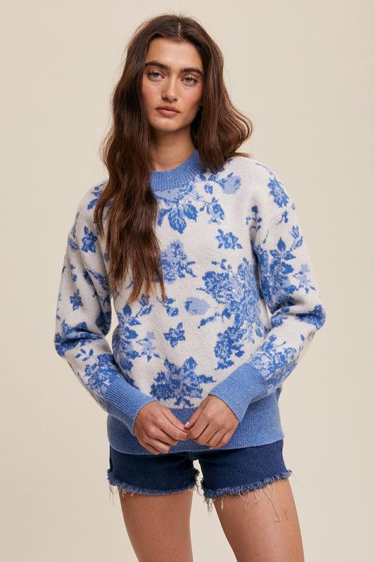 Refined Floral Design Crew Neck Knit Sweater in Blue Rose