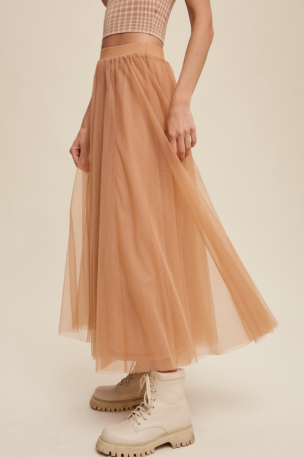 Elastic Waist Maxi Tulle Skirt in Light Clay