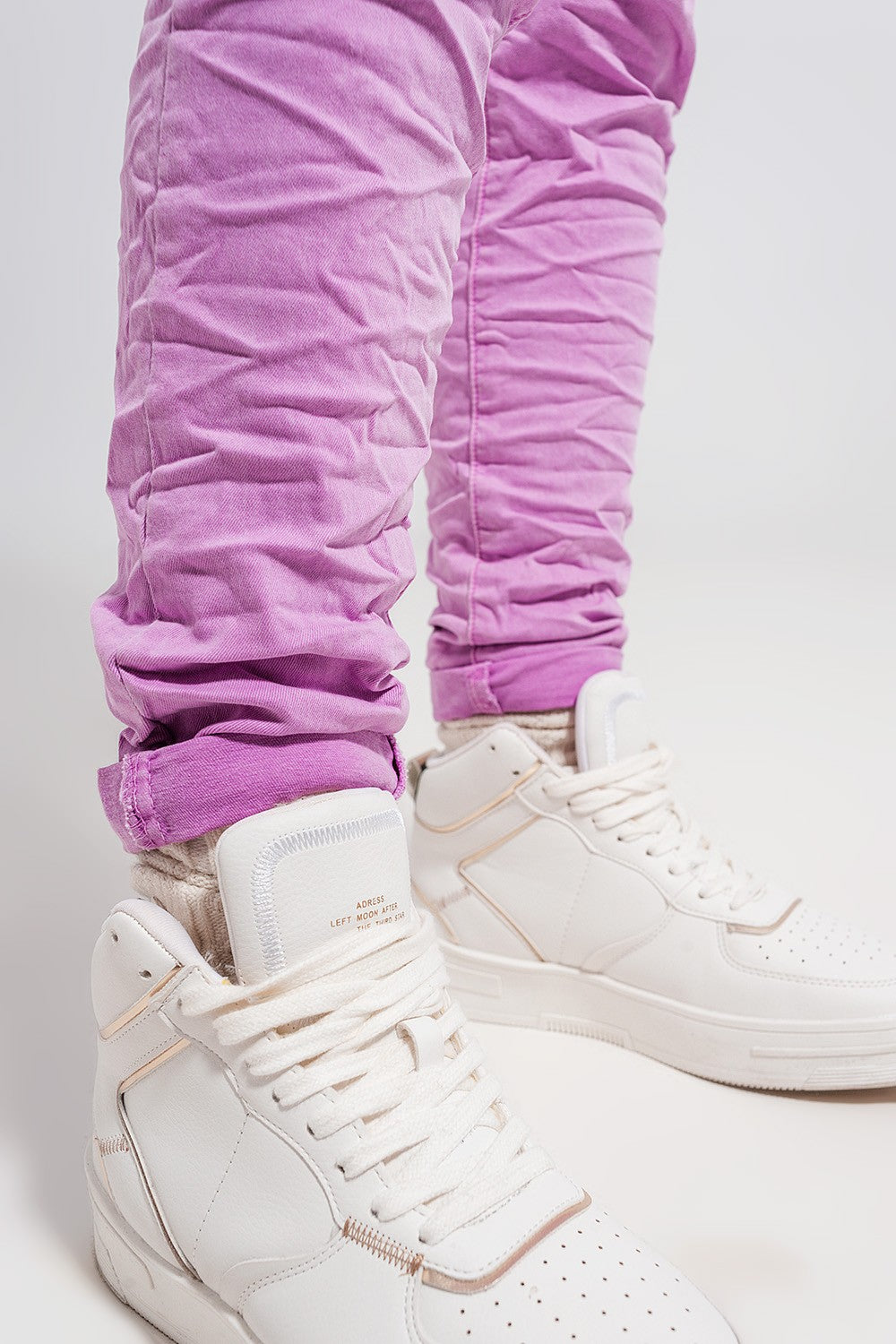 Exposed Buttons Skinny Jean in Pink